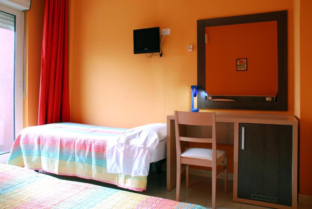 Hotel Michelangelo Teramo Rum bild